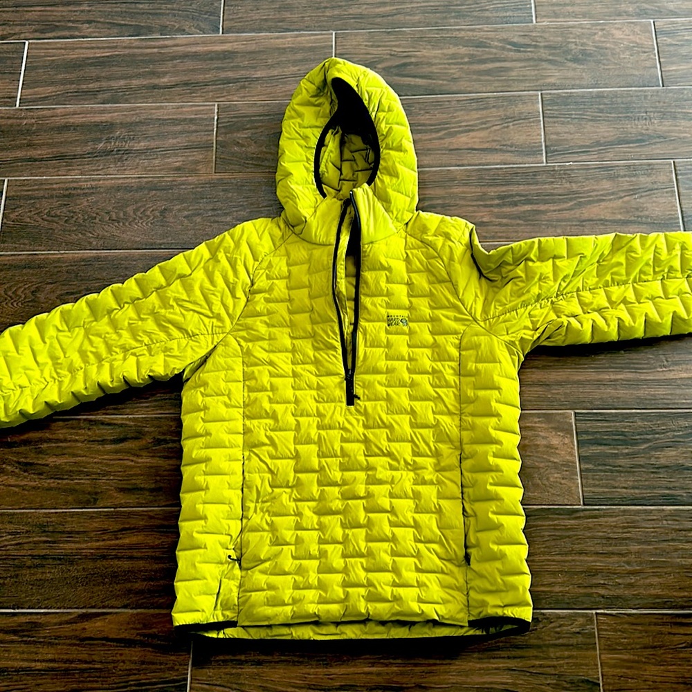 Mountain Hardware pullover puff jacket